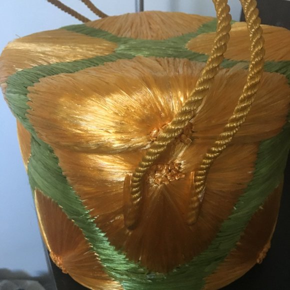 AMAZING VINTAGE 1950'S HUGE BAG/HAT BOX/ BEACH BAG IN EXCELLENT CONDITION - Picture 3 of 9